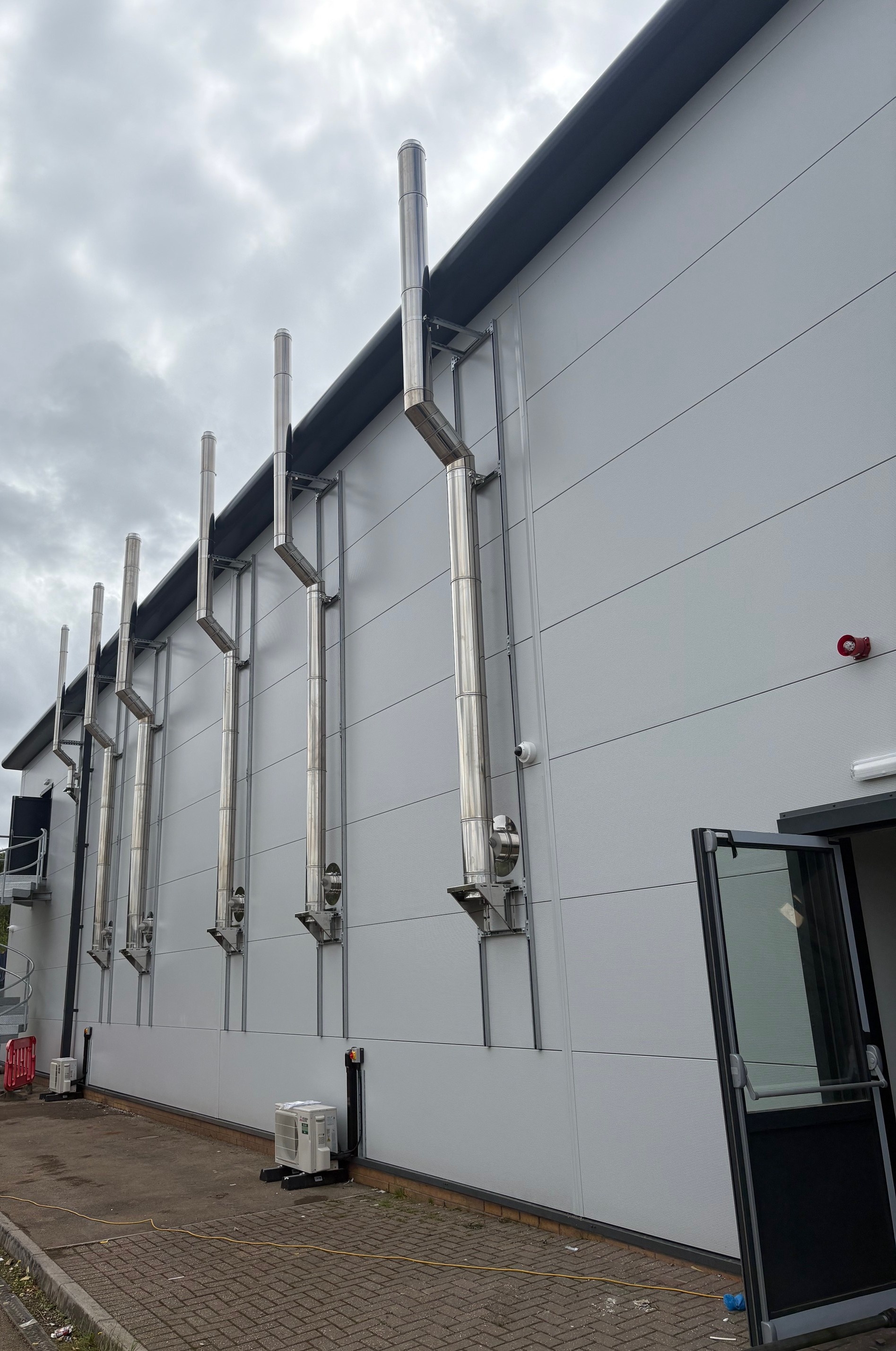 FBS Flues commercial installation — Generator exhaust